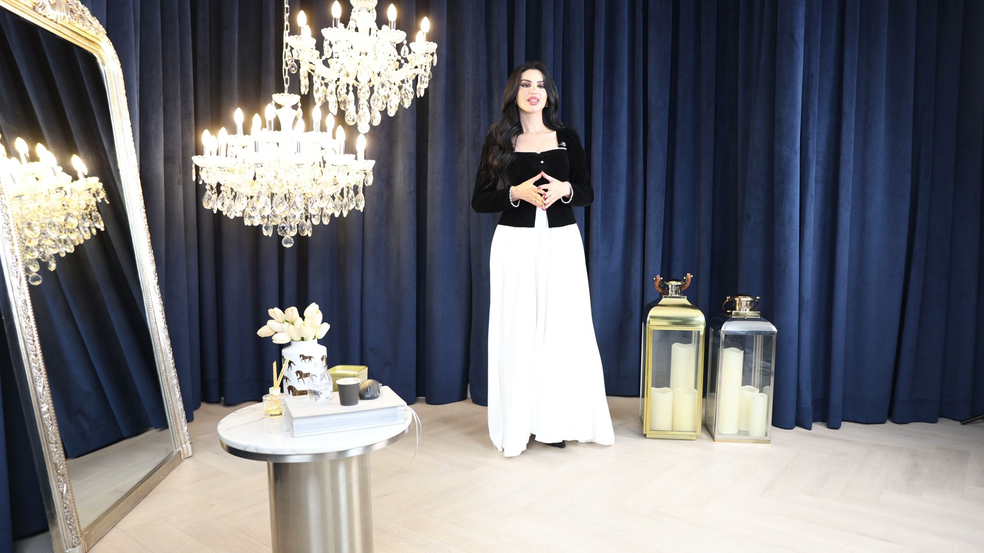 Layal Alotaibi on the royal set
